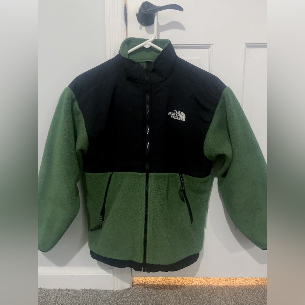 north face green jacket woman’s small kids xl